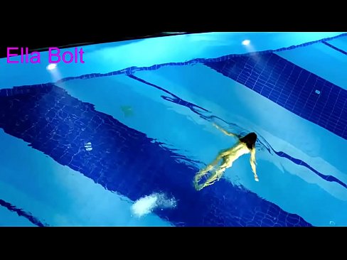 ❤️ എനിക്ക് കാണുന്നത് നിർത്താൻ കഴിയില്ല, ELLA BOLT റിസോർട്ട് പൂളിൽ നഗ്നയായി നീന്തുന്ന യുവ സുന്ദരിയെ പിടികൂടി ❤️❌ അനൽ വീഡിയോ ml.wassell.ru